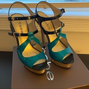 Bebe platform sandal size 7.